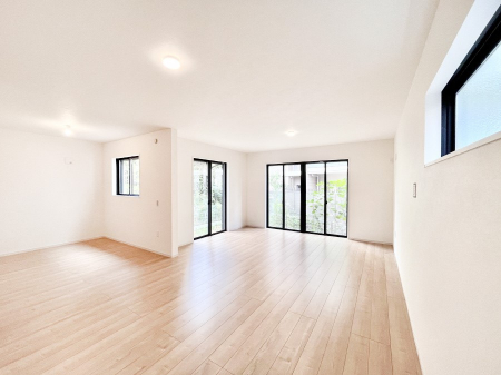 rO@Ƒc̎ԂȂ났̃rO_CjOB   