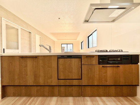 �L�b�`���@�������������I�ɁA�y�����I�V�X�e���L�b�`��  