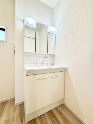 ���ʑ�E���ʏ��@���[�͂Ƌ@�\���ɗD�ꂽ���ʉ��ϑ�