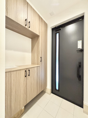 ց@KXXbg̓փhAɌ͂Ă܂