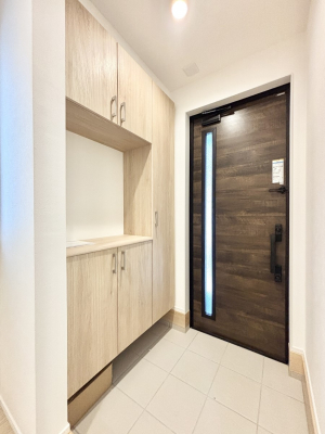 ց@ʔ͂Ƒ̎ʐ^G߂̃CeAŏIƂĉoł܂