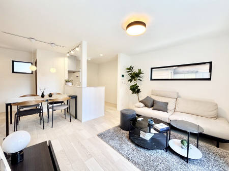 rO@邢zA͋̕Cɖ郊rOE_CjOB   