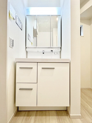 ʑEʏ@Oʋ̗ɁAϕiqpiȂǂ[\Bʑƕۂ܂I