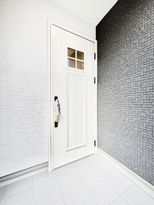 ց@֑O͉tŉJ~ĂĂGɂł