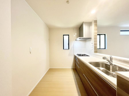 �L�b�`���@��Ƃ肠��L�b�`���ł͂��Ƒ��Ɗy�������������ł��܂��B