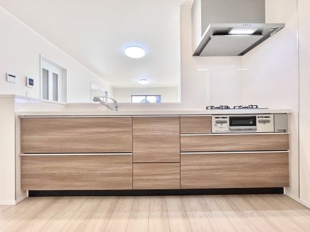 �L�b�`���@�������������I�ɁA�y�����I�V�X�e���L�b�`��