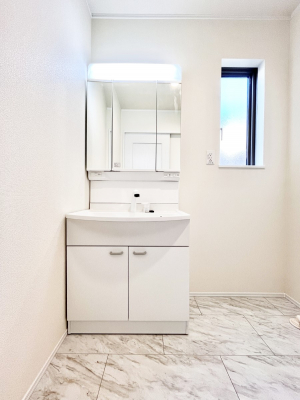 ���ʑ�E���ʏ��@���[�͂Ƌ@�\���ɗD�ꂽ���ʉ��ϑ�