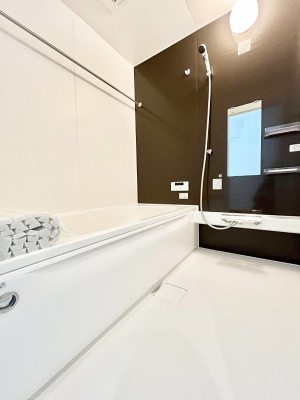 �����@����̔�������Ă���閾�邢�������̂���o�X���[��