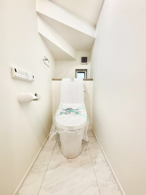 gC@gC1K2KꂼɔzuĂĂƂĂ֗łB 