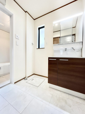 ʑEʏ@̂KԂłB̐gxxCǂg܂B 