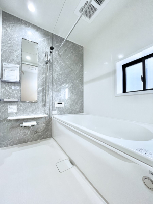 �����@����̔�����₷��؂ȃo�X�^�C���B�������Ƃ����C���y����Ŕ����Ƃ肽���ł��ˁI  