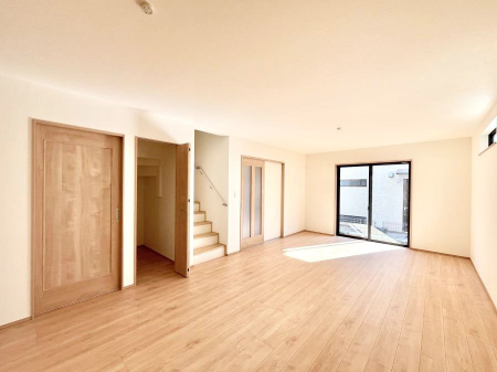 ���r���O�@���r���O�K�i���Ƒ��̏Ί�Ɖ�b���Ȃ��ł���܂�  