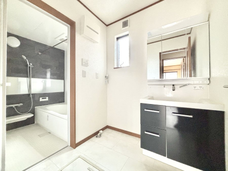 ���ʑ�E���ʏ��@���邢���ʏ��͖����̐g�x�x���y�����ł����Ⴂ�����ł��B