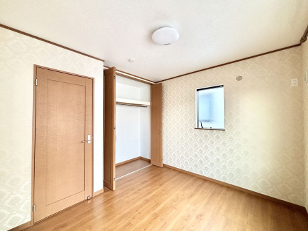 �q�������@�q�������ɂ��������߂Ȏ��[�X�y�[�X�����Ղ�̋���