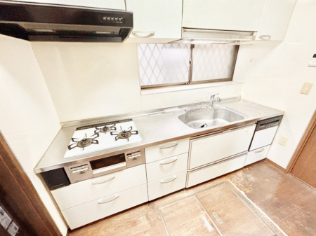 Lb`@LĎĝ悢Lb`ÂŉƑ̏Ί炪L܂