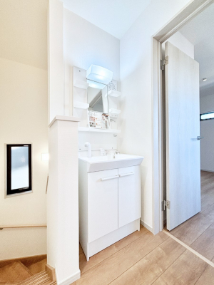 ���̑����ρ@2�K�ɃZ�J���h���ʑ��݂��܂���