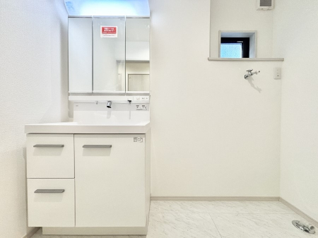 ���ʑ�E���ʏ��@�傫�����₷���O�ʋ��Ő�����������ʑ�́A�g�����Ȃ݃`�F�b�N�┧�̂������ɂ������߂ł��B 