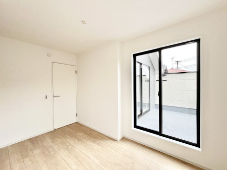 ���̑����ρ@�o���R�j�[���J�������v���X���Ă����m��