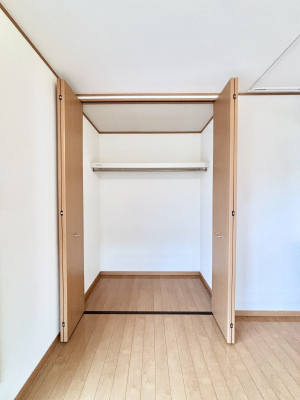 [@m̃N[[bgBŝŌ̈ߗނ܂܂B