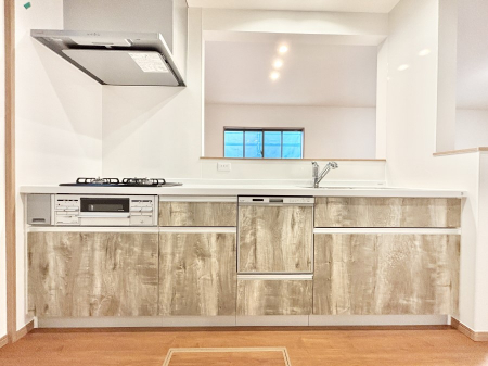 �L�b�`���@�������������I�ɁA�y�����I�V�X�e���L�b�`��  