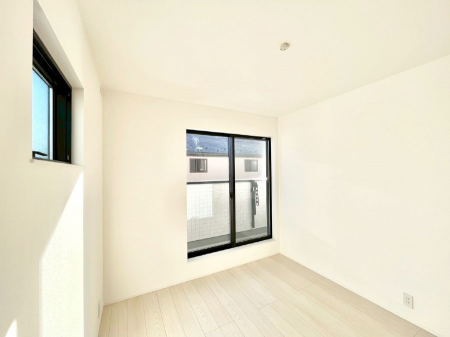 ���̑����ρ@�o���R�j�[���J�������v���X���Ă����m��