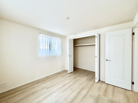 �q�������@�q�������ɂ��������߂Ȏ��[�X�y�[�X�����Ղ�̋���