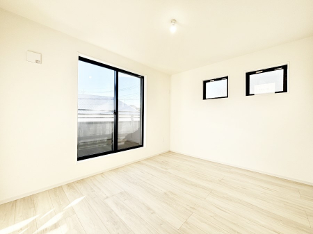 ���̑����ρ@2�ʍ̌����m�ۂ������邢��ԁB�Ƒ��݂�Ȃ����K�ȕ�炵����������݌v�ł��B