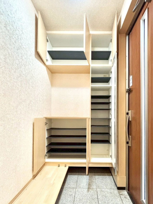 ̑ρ@Ղ[łV[Y{bNXŉƑŠCAւB  