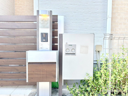 ̑@Oρuz{bNXv@ԂCɂzłSɎ󂯎܂B 