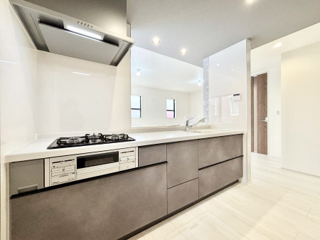 �L�b�`���@���������Ȃ��炲�Ƒ��Ƃ̉�b���y���߂�ΖʃJ�E���^�[�L�b�`���@