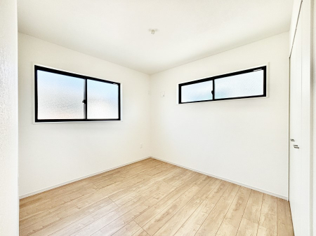 q@Qʍ̌ŋC悭R̂łql̂ɂsb^