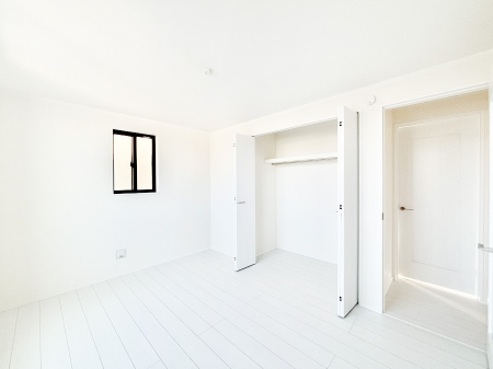 �Q���@�N���[�[�b�g�t���̂������ŃX�b�L���Ƃ�����Ԃł�����芰���܂��I