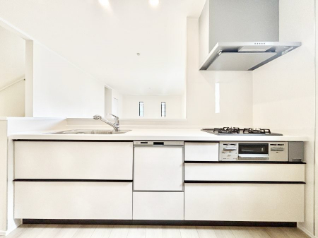 �L�b�`���@�������������I�ɁA�y�����I�V�X�e���L�b�`��