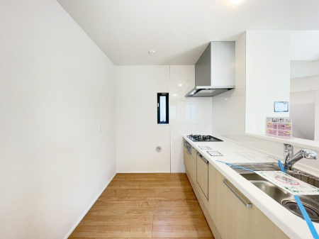 Lb`@u₩ȕʂ蔲Lb`B̂Ŗ邭Cɂ𗧂܂