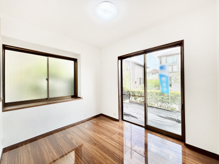 rO@Ƒc̎ԂȂ났̃rO_CjOB   