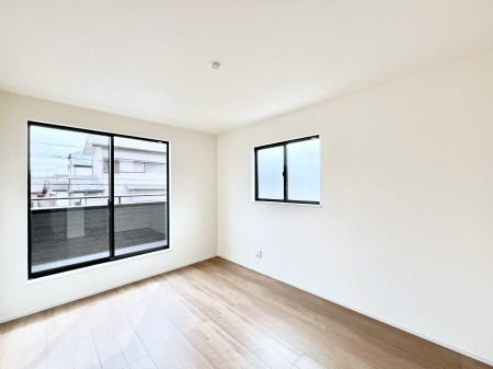 ���̑����ρ@2�ʍ̌����m�ۂ������邢��ԁB�Ƒ��݂�Ȃ����K�ȕ�炵����������݌v�ł��B