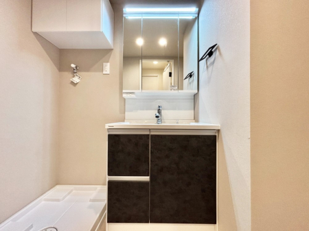 ���ʑ�E���ʏ��@������������ʉ��ώ��Œ��̐g�x�x�����K  