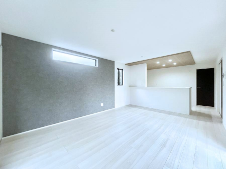 ���̑����ρ@�Ƒ������R�ƏW�܂�e���̃X�y�[�X�ɂȂ肻��