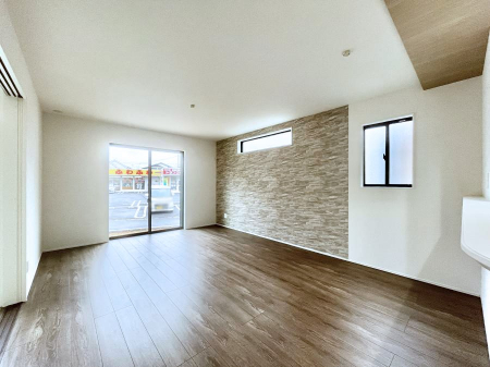 ���r���O�@�傫�ȑ����炽���Ղ�̗z���ƕ����������郊�r���O