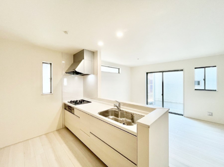 �L�b�`���@���������Ȃ��炲�Ƒ��Ƃ̉�b���y���߂�ΖʃJ�E���^�[�L�b�`��