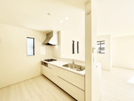 �L�b�`���@���������Ȃ��炲�Ƒ��Ƃ̉�b���y���߂�ΖʃJ�E���^�[�L�b�`��