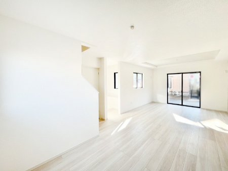 ���r���O�@�傫�ȑ����炽���Ղ�̗z���ƕ�����������L�X20���̃��r���O�B