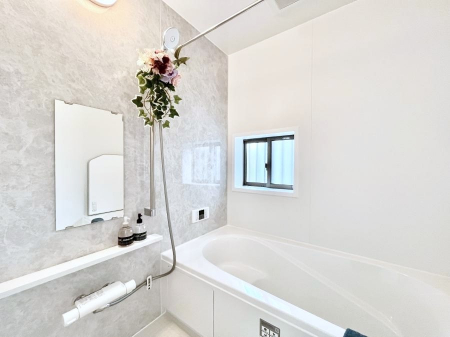 �����@����̔�����₷��؂ȃo�X�^�C���B�������Ƃ����C���y����Ŕ����Ƃ肽���ł��ˁI  