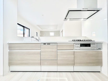 �L�b�`���@�������������I�ɁA�y�����I�V�X�e���L�b�`��