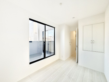 ���̑����ρ@�o���R�j�[���J�������v���X���Ă����m��