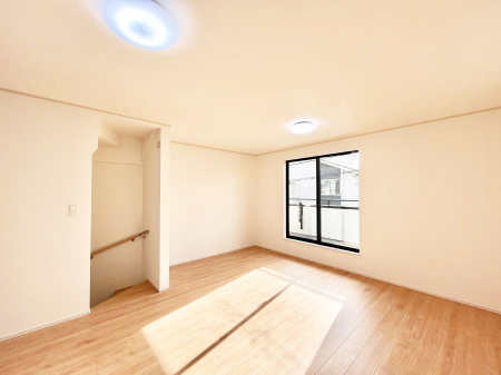 ���̑����ρ@�Ƒ������R�ƏW�܂�e���̃X�y�[�X�ɂȂ肻��