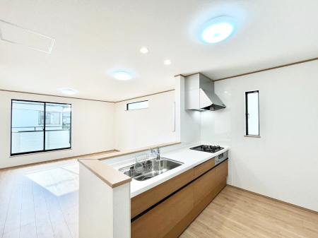 �L�b�`���@���������Ȃ��炲�Ƒ��Ƃ̉�b���y���߂�ΖʃJ�E���^�[�L�b�`��