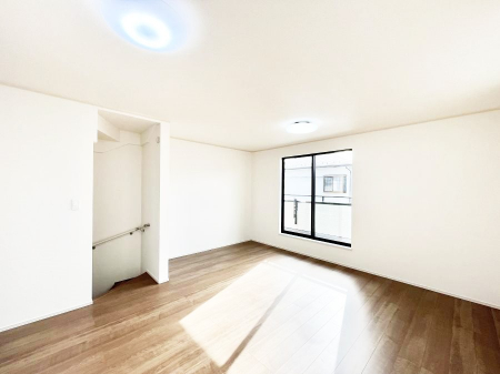 ���̑����ρ@�Ƒ������R�ƏW�܂�e���̃X�y�[�X�ɂȂ肻��