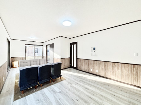 ���̑����ρ@���邢�z���������A�����̕��͋C�ɖ��������_�C�j���O�B   