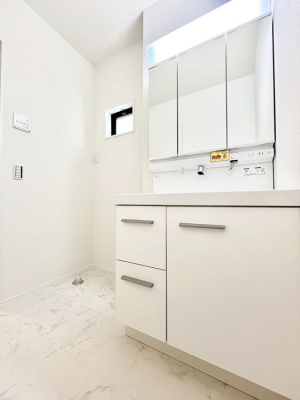 ���̑��@���������Ă���̂Ŏ��C�̑����ꏊ�ł����C���\���s���܂��B�����̐g�x�x���C�����ǂ��I